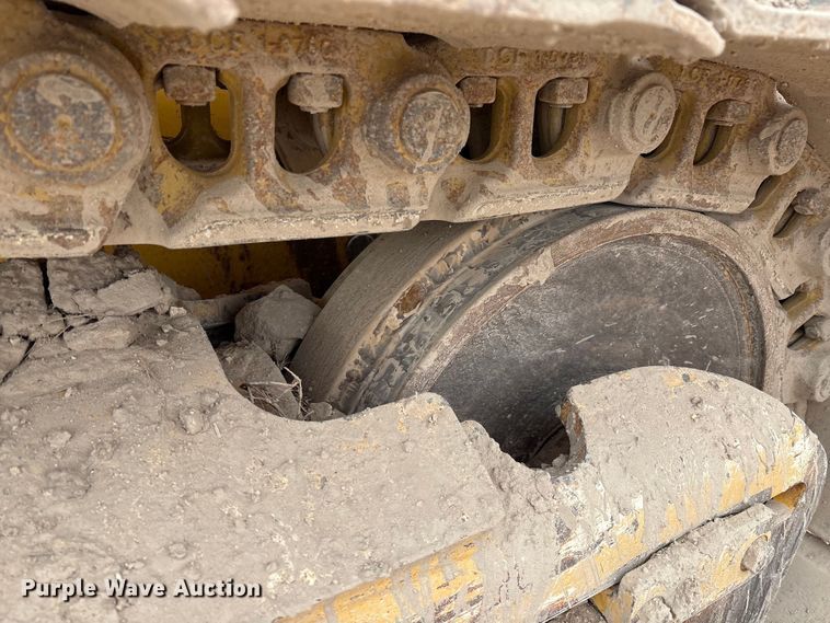 image for item EM0579 2010 John Deere 850J dozer