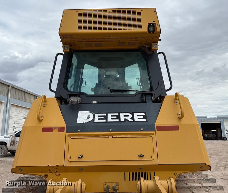 image for item EM0580 2010 John Deere 850J dozer