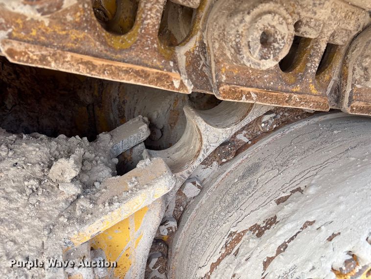 image for item EM0580 2010 John Deere 850J dozer