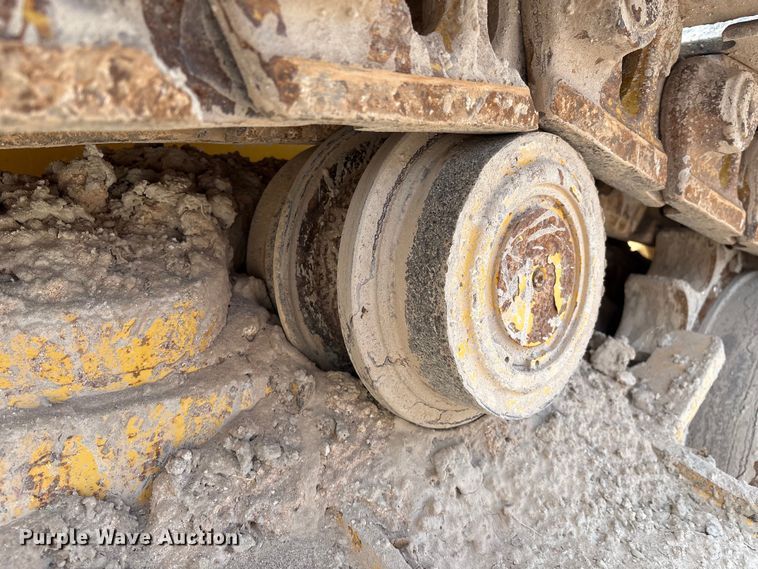 image for item EM0580 2010 John Deere 850J dozer