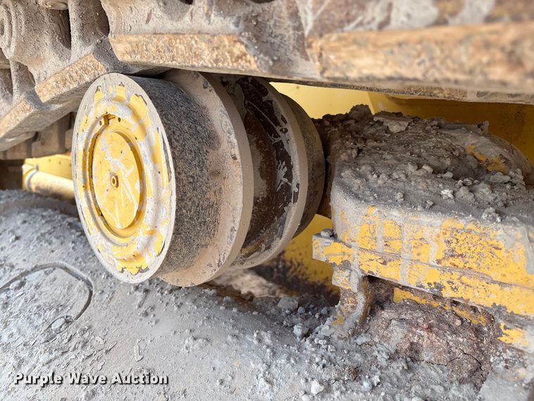 image for item EM0580 2010 John Deere 850J dozer