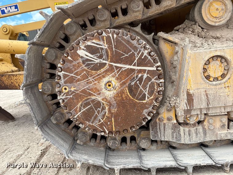 image for item EM0580 2010 John Deere 850J dozer