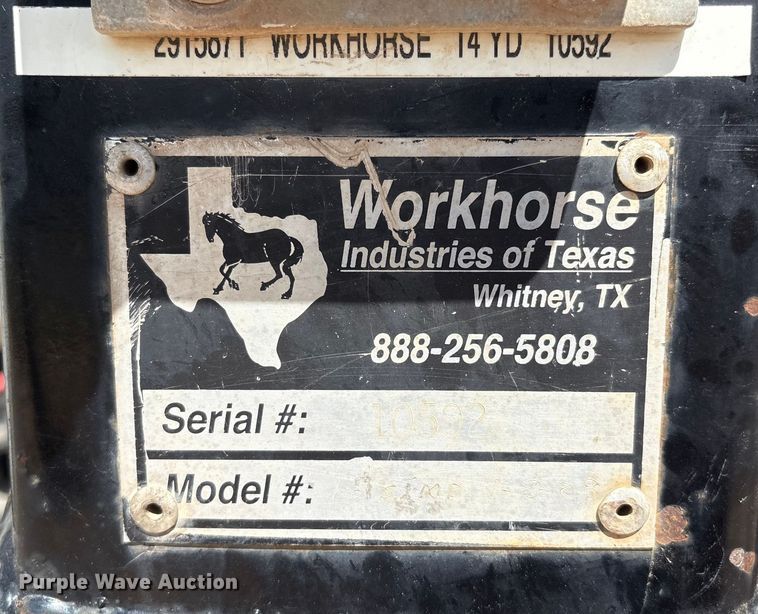 image for item EM0582 2005 International 9200i dump truck