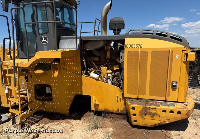 image for item EM0586 2015 John Deere 844K-II wheel loader