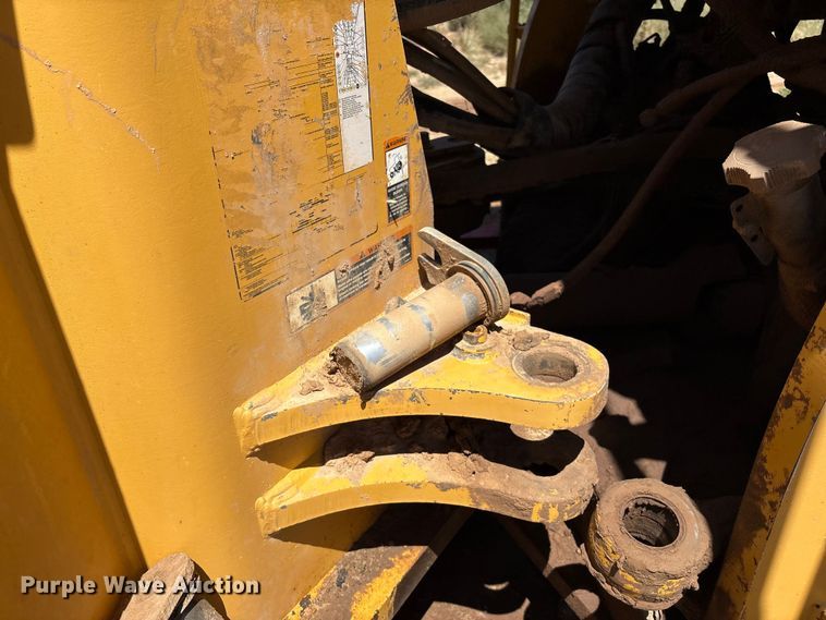 image for item EM0586 2015 John Deere 844K-II wheel loader