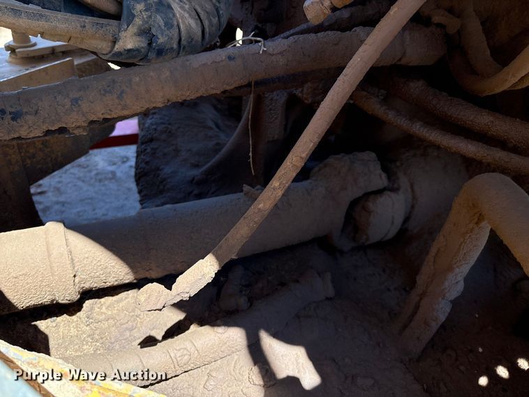 image for item EM0586 2015 John Deere 844K-II wheel loader