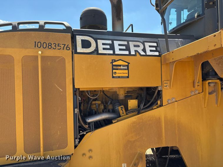 image for item EM0586 2015 John Deere 844K-II wheel loader