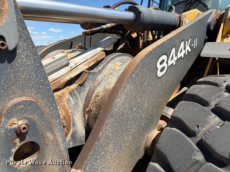 image for item EM0586 2015 John Deere 844K-II wheel loader