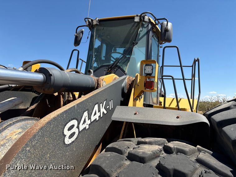 image for item EM0586 2015 John Deere 844K-II wheel loader