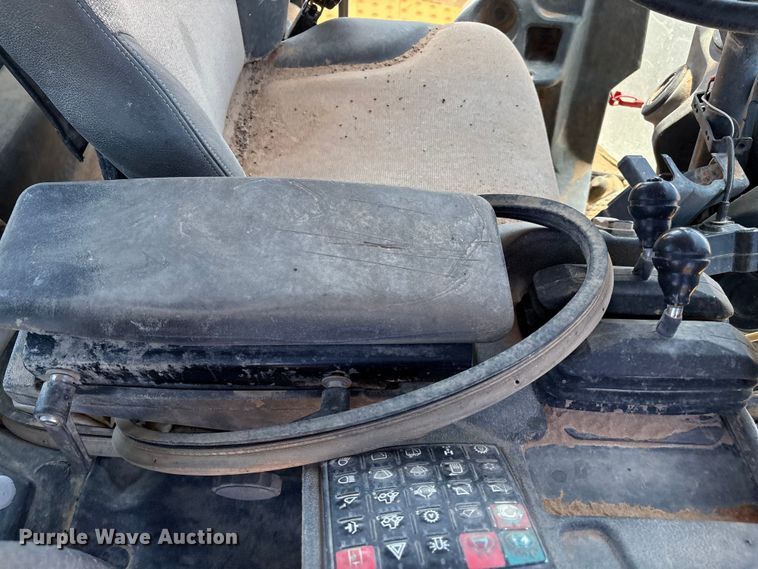 image for item EM0586 2015 John Deere 844K-II wheel loader