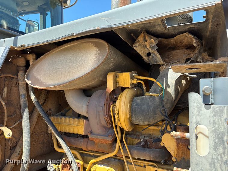 image for item EM0586 2015 John Deere 844K-II wheel loader