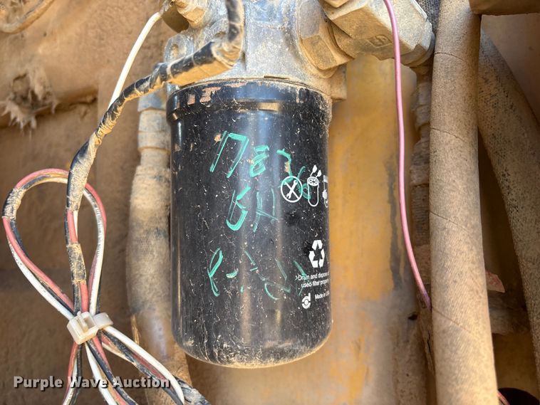 image for item EM0586 2015 John Deere 844K-II wheel loader