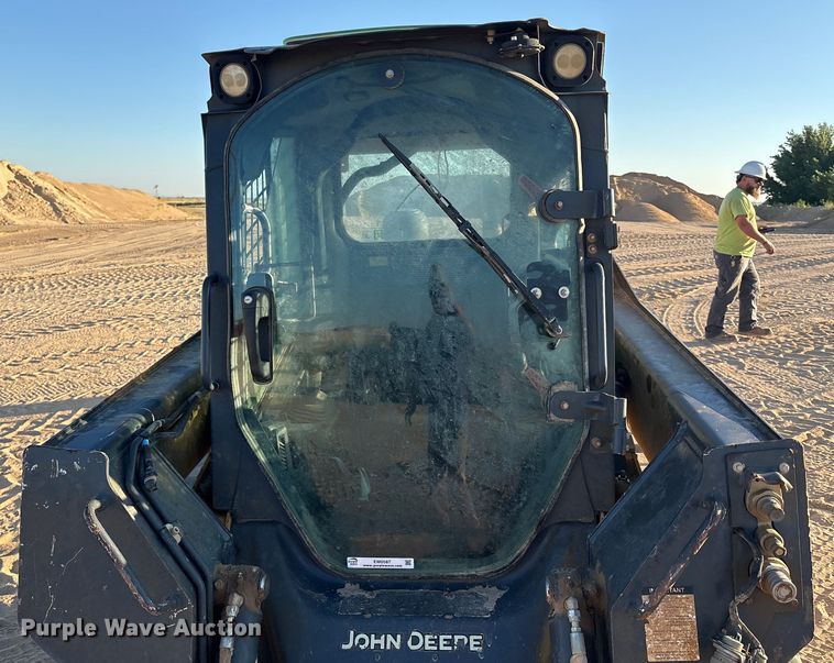 image for item EM0587 2019 John Deere 325G tracked skid steer loader