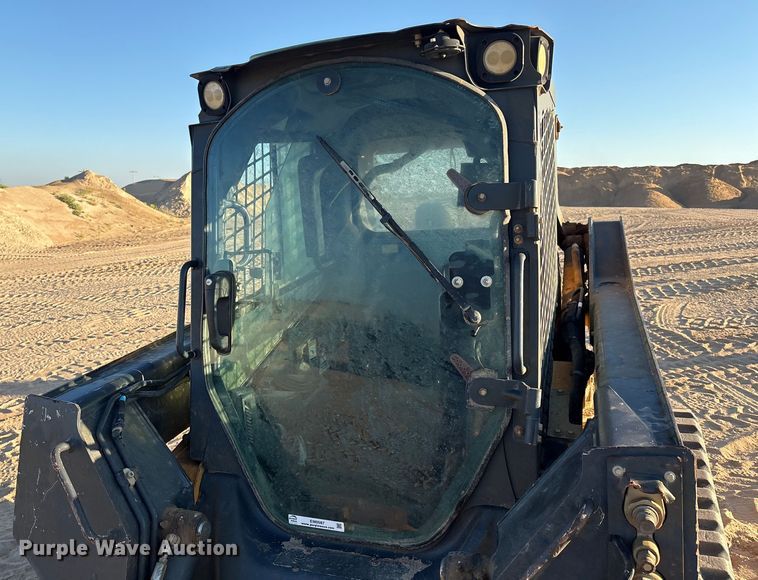 image for item EM0587 2019 John Deere 325G tracked skid steer loader