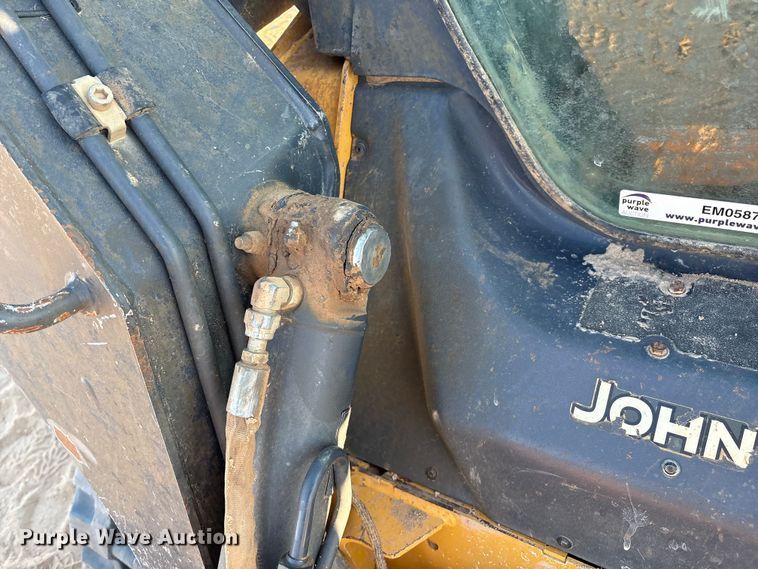 image for item EM0587 2019 John Deere 325G tracked skid steer loader