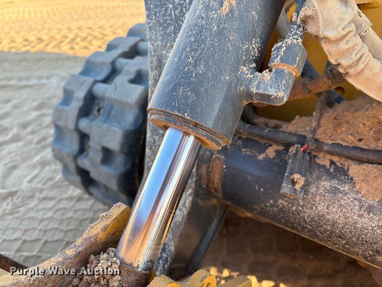 image for item EM0587 2019 John Deere 325G tracked skid steer loader