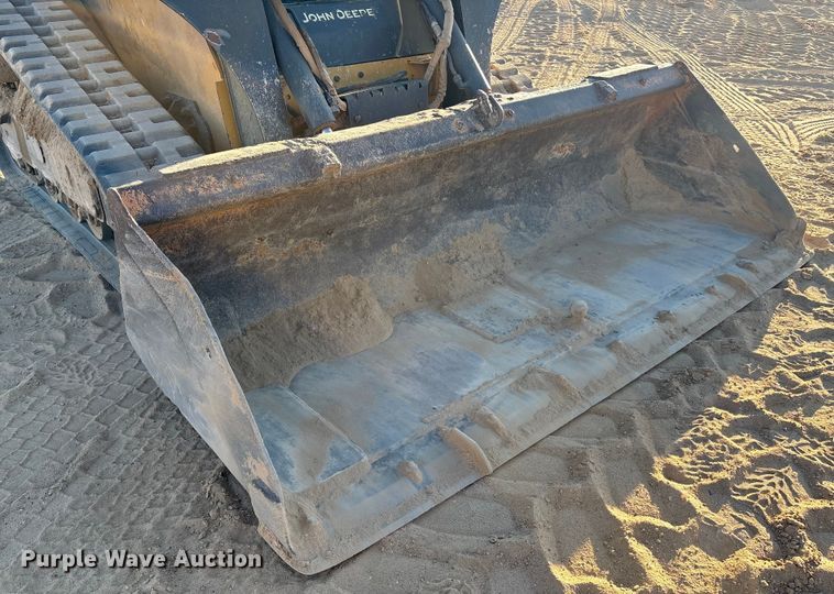 image for item EM0587 2019 John Deere 325G tracked skid steer loader