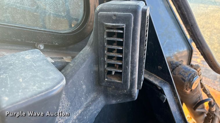 image for item EM0587 2019 John Deere 325G tracked skid steer loader