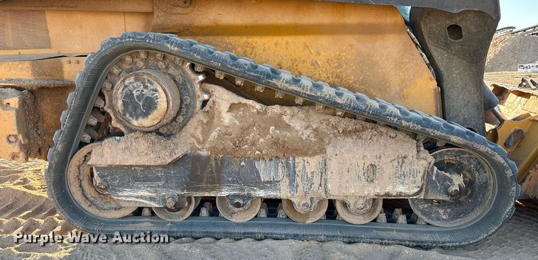 image for item EM0587 2019 John Deere 325G tracked skid steer loader