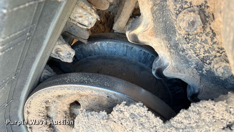 image for item EM0587 2019 John Deere 325G tracked skid steer loader