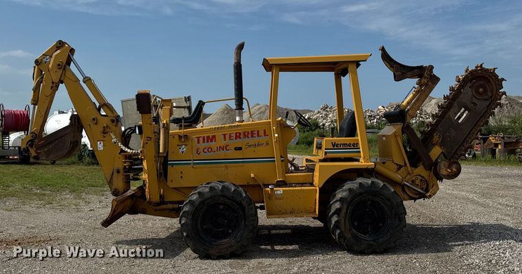 image for item EM2299 1997 Vermeer V8550 trencher