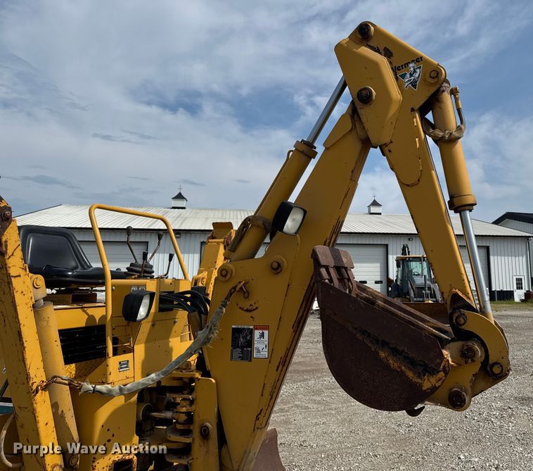 image for item EM2299 1997 Vermeer V8550 trencher