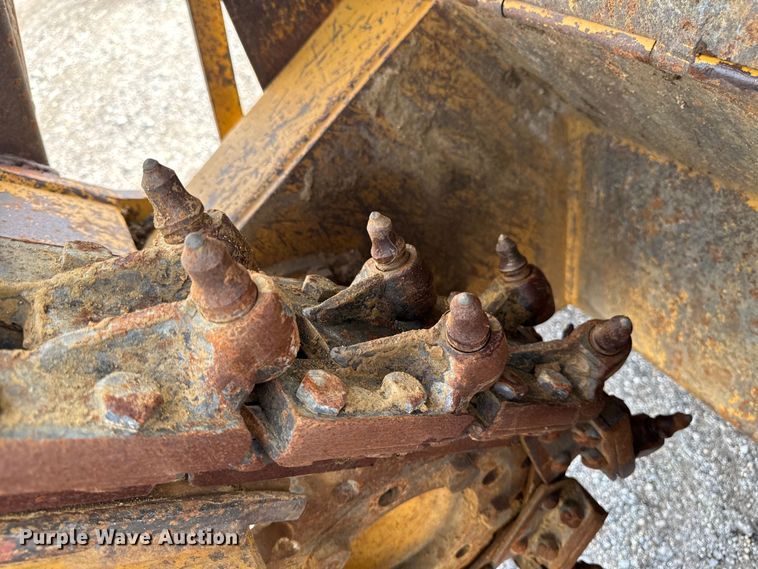 image for item EM2299 1997 Vermeer V8550 trencher