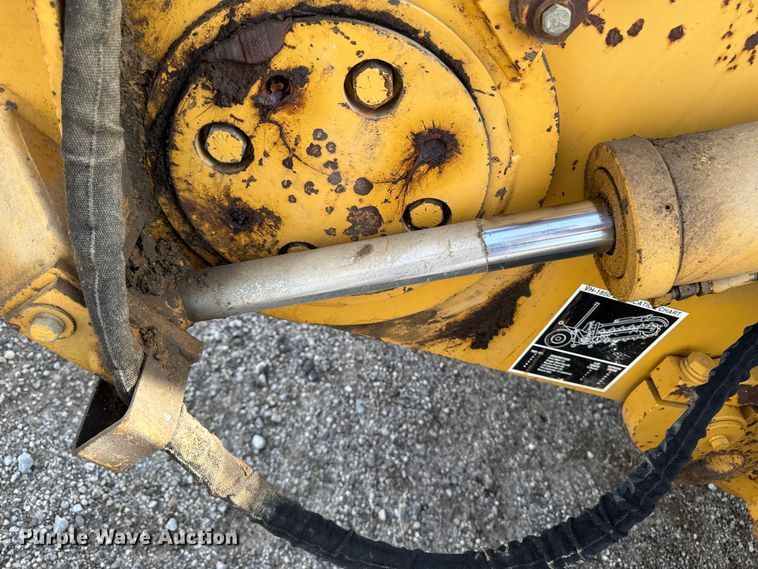 image for item EM2299 1997 Vermeer V8550 trencher