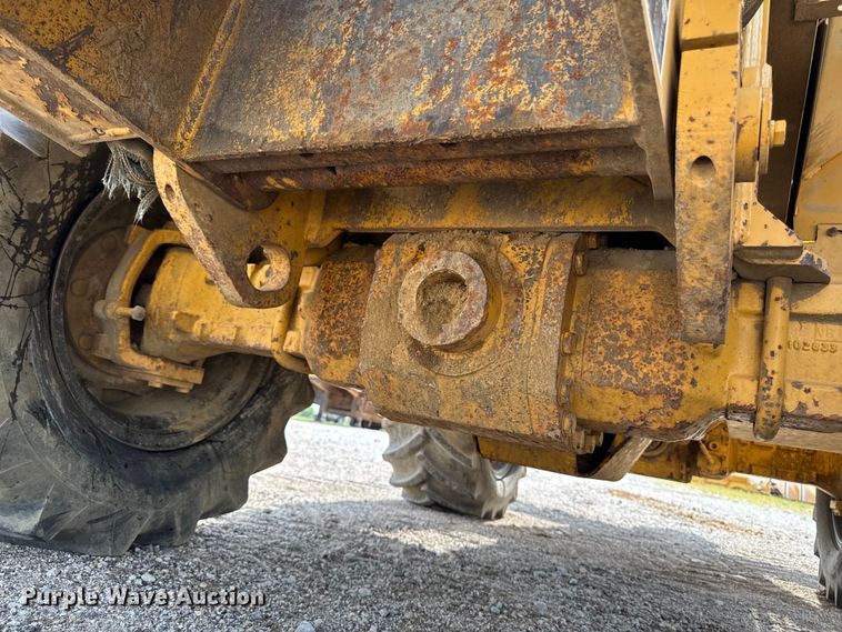 image for item EM2299 1997 Vermeer V8550 trencher