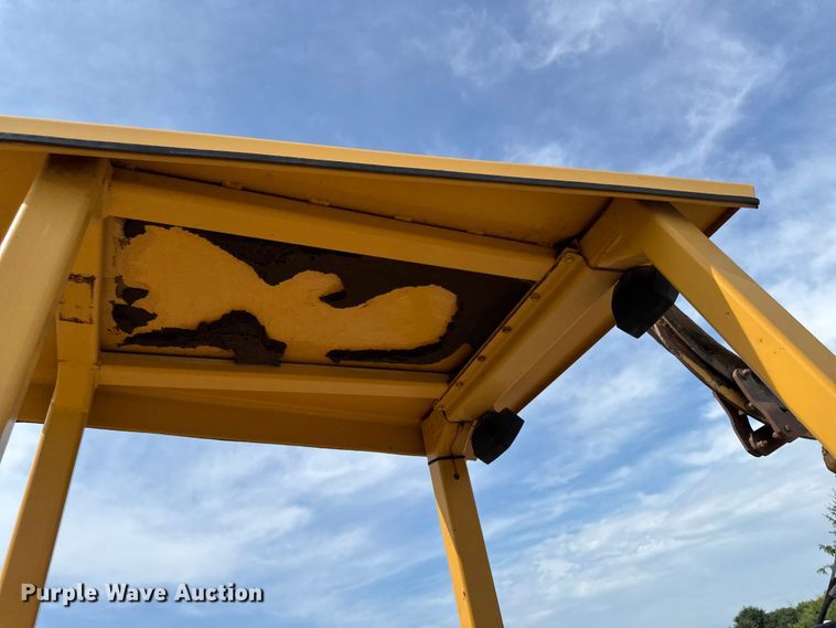 image for item EM2299 1997 Vermeer V8550 trencher