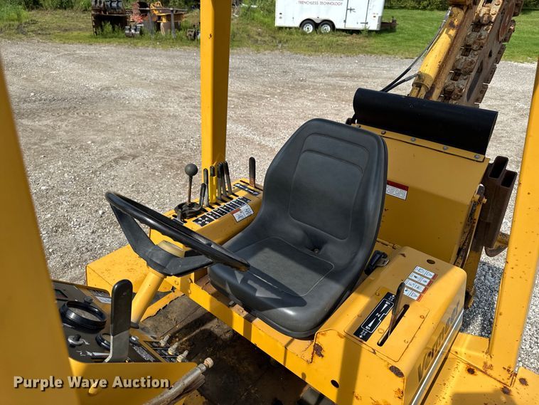 image for item EM2299 1997 Vermeer V8550 trencher