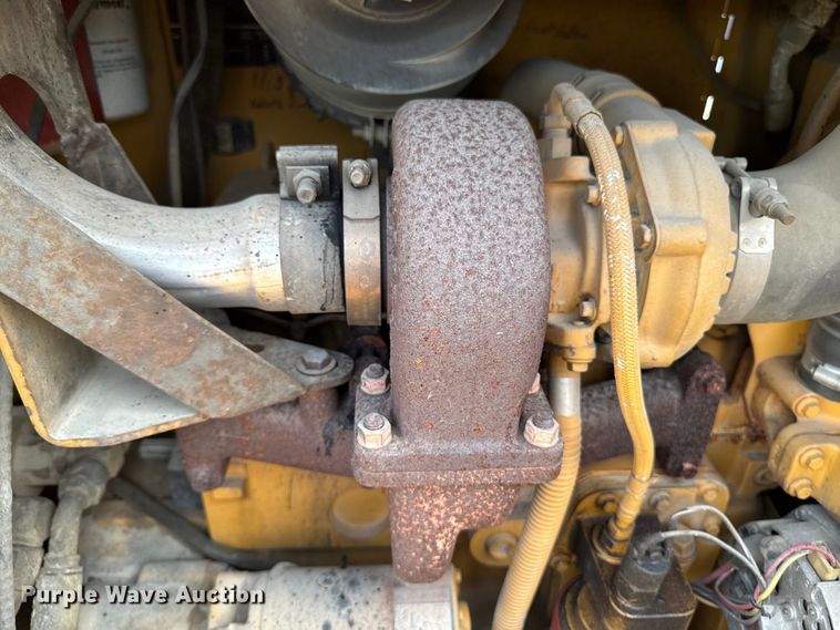 image for item EM2299 1997 Vermeer V8550 trencher