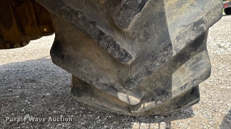 image for item EM2299 1997 Vermeer V8550 trencher