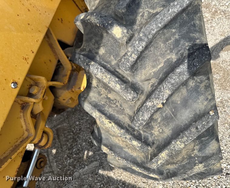 image for item EM2299 1997 Vermeer V8550 trencher