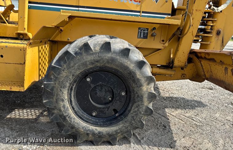 image for item EM2299 1997 Vermeer V8550 trencher