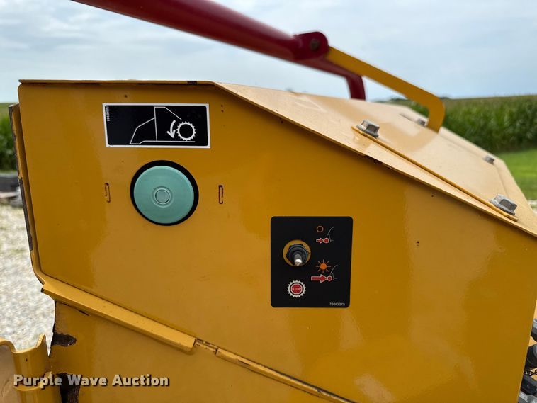 image for item EM2300 2018 Vermeer BC700 XL wood chipper