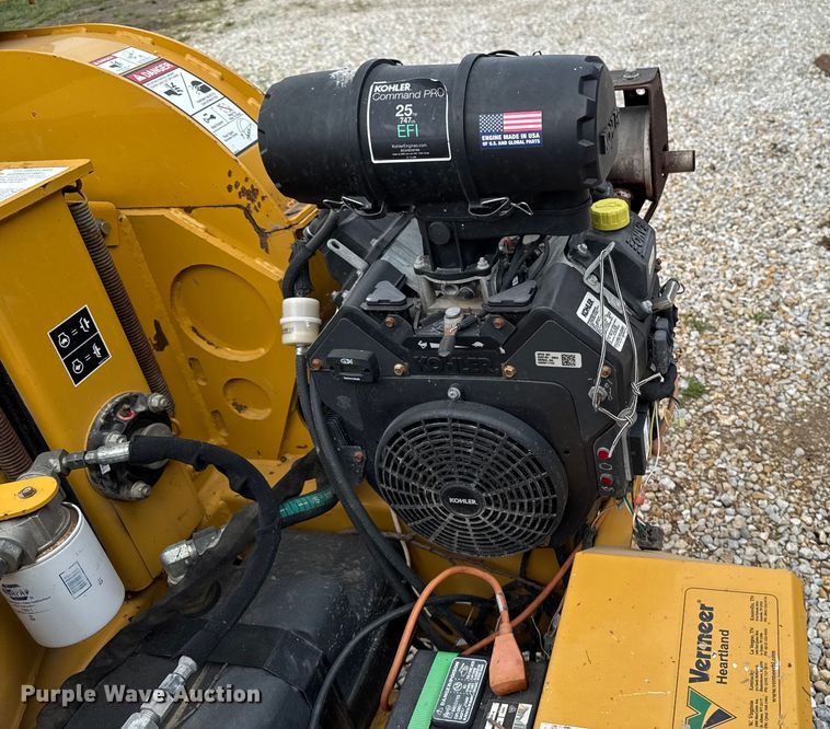 image for item EM2300 2018 Vermeer BC700 XL wood chipper