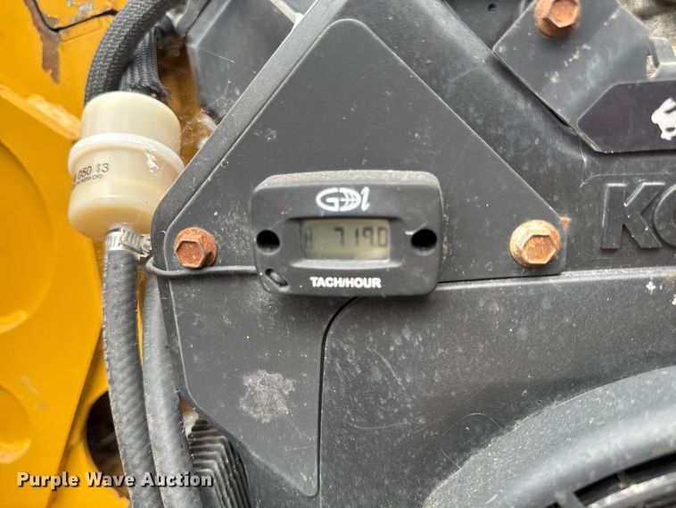 image for item EM2300 2018 Vermeer BC700 XL wood chipper