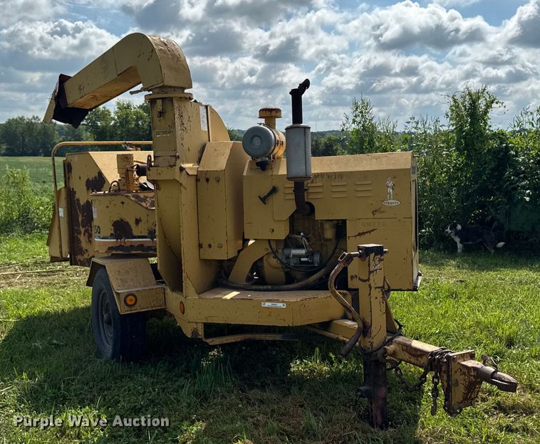 image for item EM2301 1992 Vermeer 1250 wood chipper