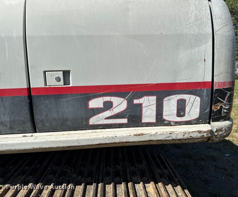 image for item EM2321 2002 Link-Belt 210LX excavator