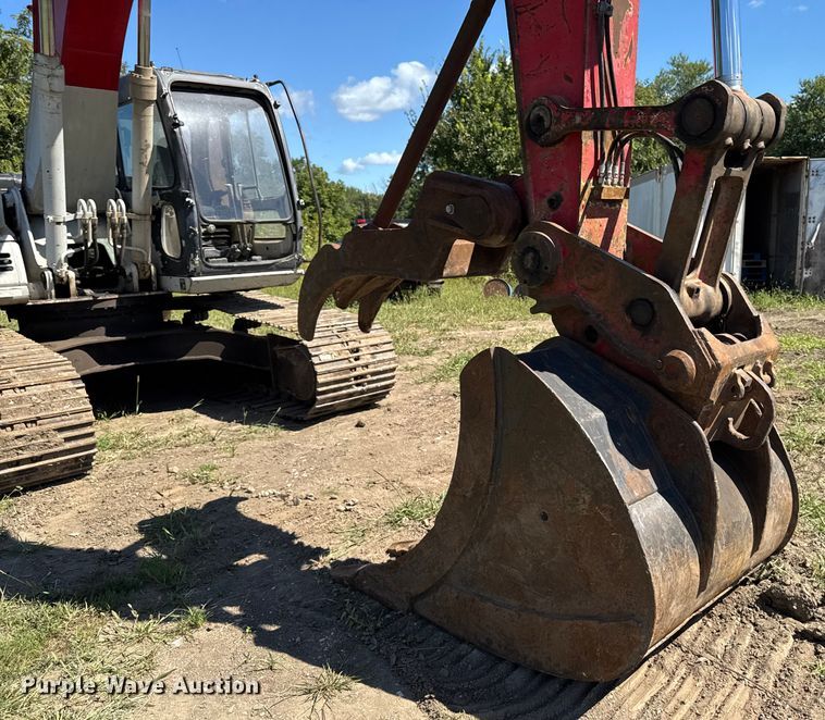 image for item EM2321 2002 Link-Belt 210LX excavator
