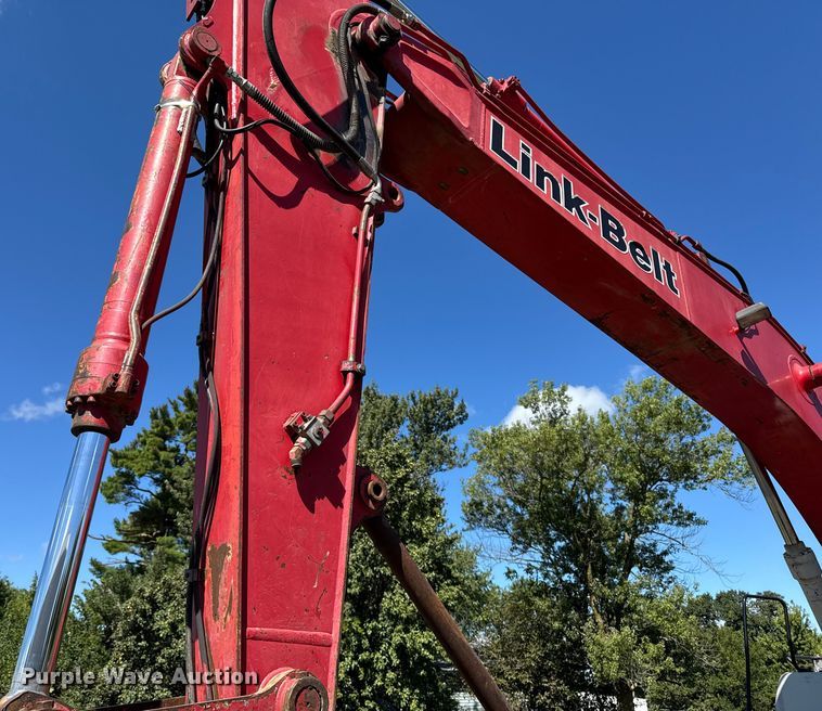 image for item EM2321 2002 Link-Belt 210LX excavator