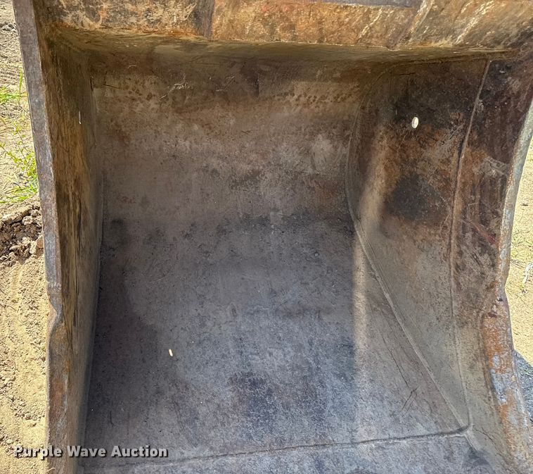 image for item EM2321 2002 Link-Belt 210LX excavator