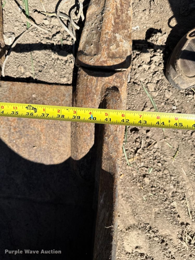 image for item EM2321 2002 Link-Belt 210LX excavator