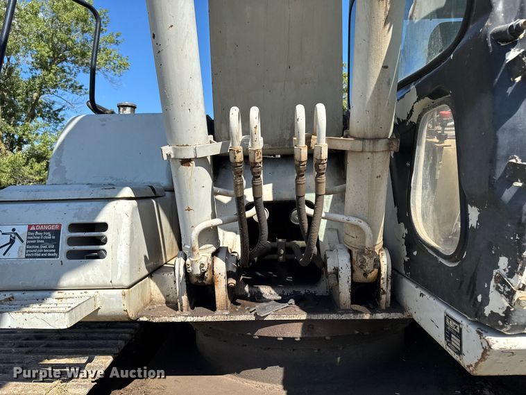 image for item EM2321 2002 Link-Belt 210LX excavator