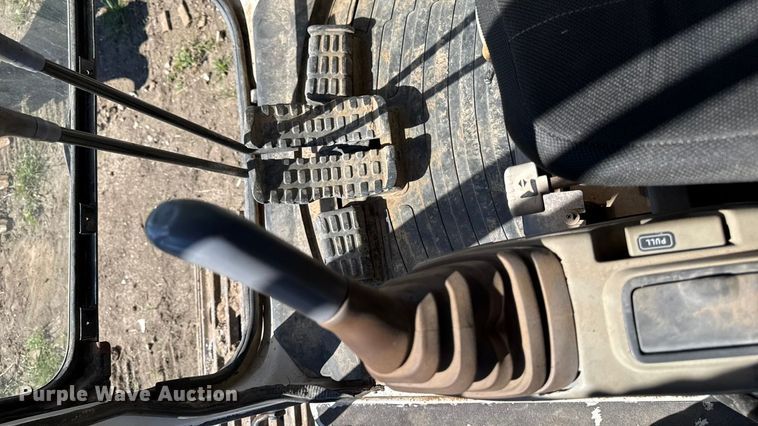 image for item EM2321 2002 Link-Belt 210LX excavator