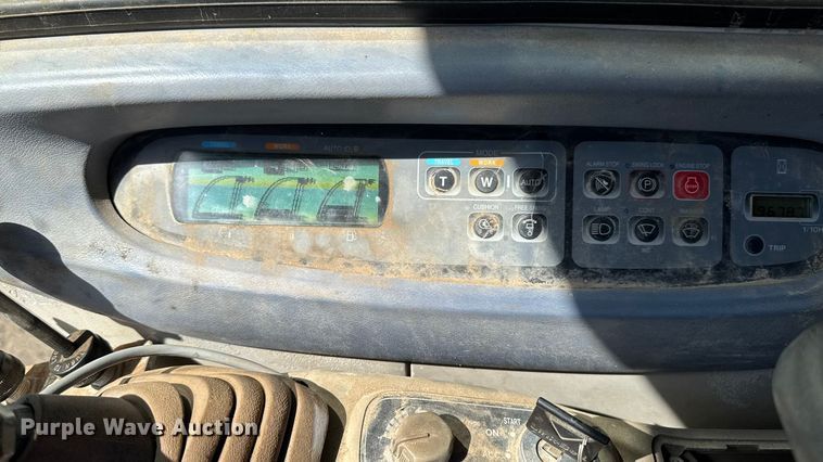 image for item EM2321 2002 Link-Belt 210LX excavator