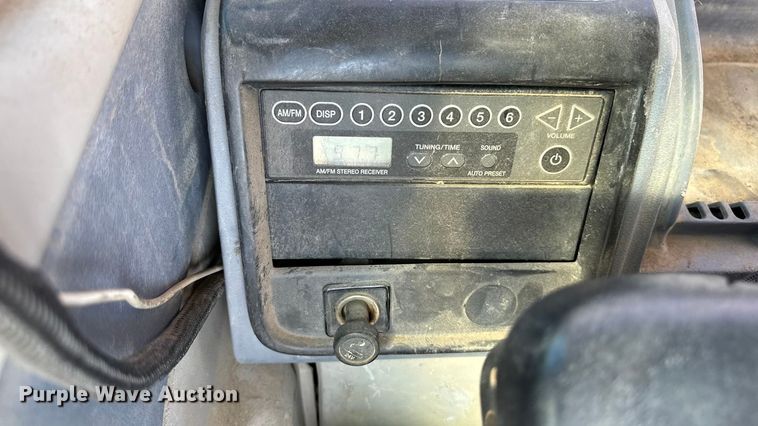 image for item EM2321 2002 Link-Belt 210LX excavator