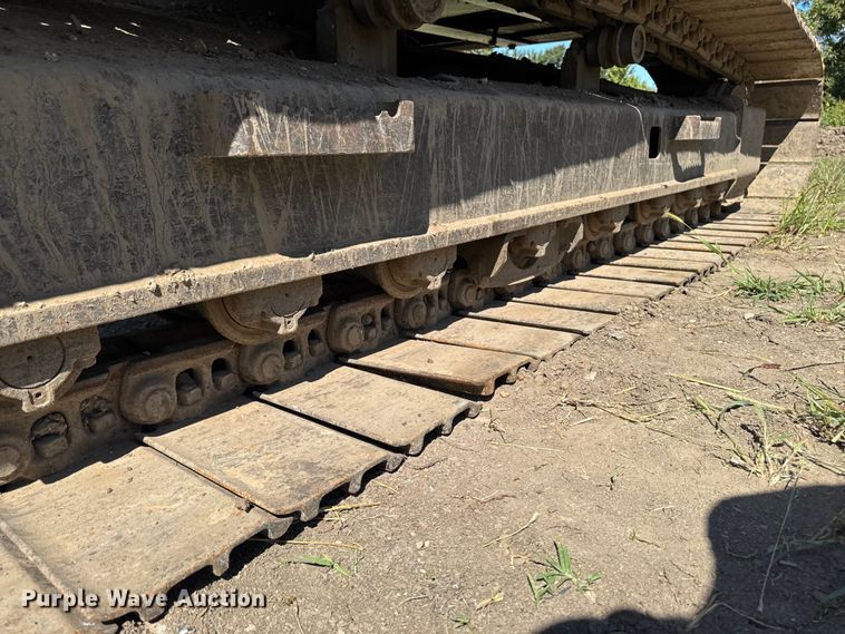 image for item EM2321 2002 Link-Belt 210LX excavator