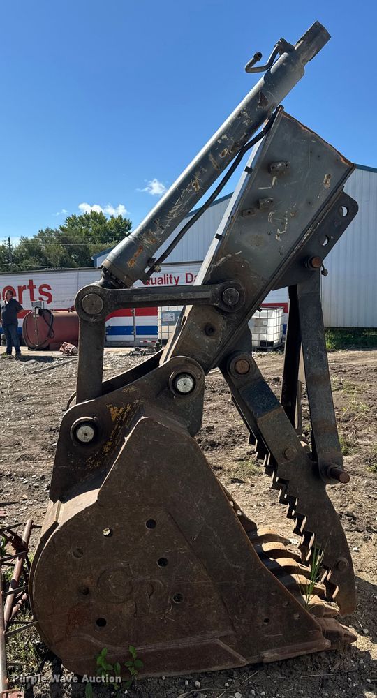 image for item EM2323 CP SK270-4 Kobelco excavator bucket